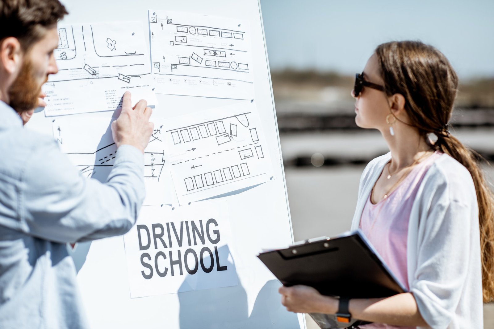 Mejor Autoescuela en Västerås para tus Metas de Conducción