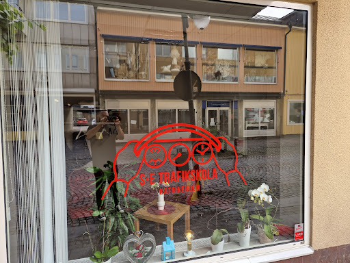 S-E Trafikskola i Katrineholm AB
