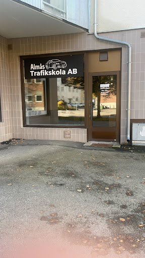 Almås Trafikskola AB i Borås
